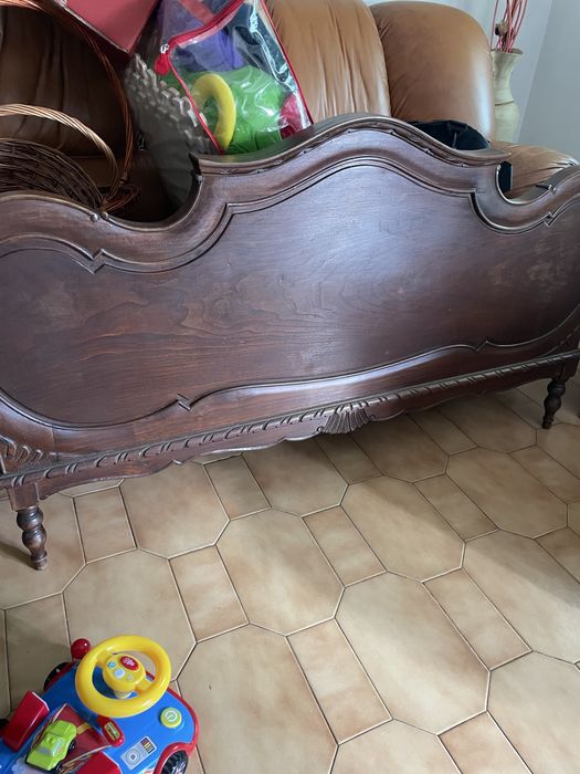 Cama rustica bom estado