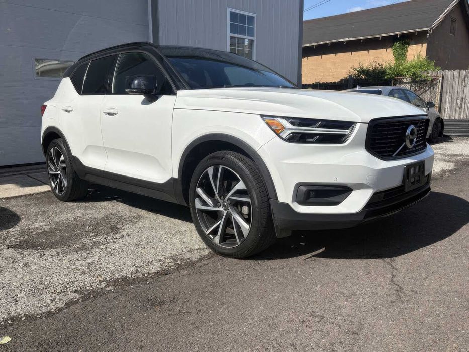 Volvo Xc40      2020
