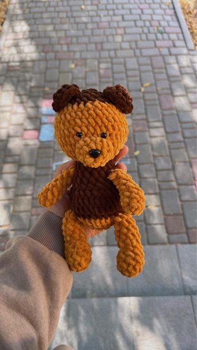 Вязані іграшки ручної роботи