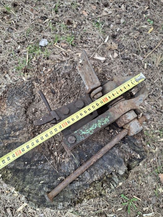 Stare imadło kowalskie