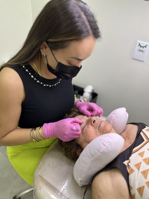 Design de Sobrancelhas + Buço | Promoção em Almada