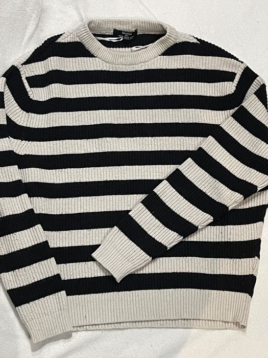 Czarno-biały sweter - Bershka - XS