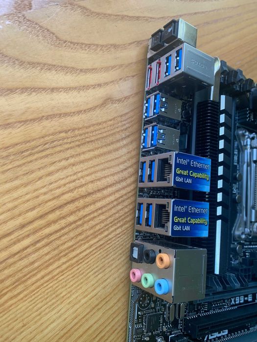 Asus X99-E WS LGA 2011-V3 X99