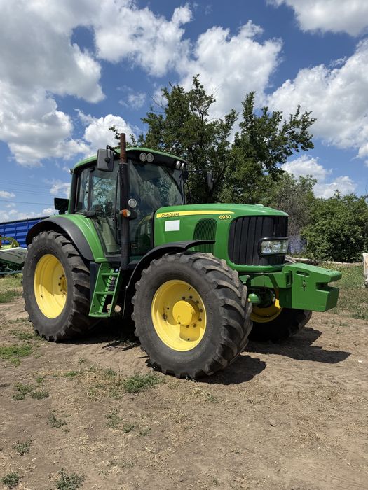 Продам John Deere 6930 Premium