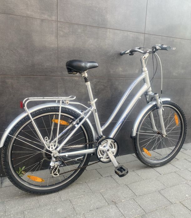 Rower miejski Giant aluminiowy