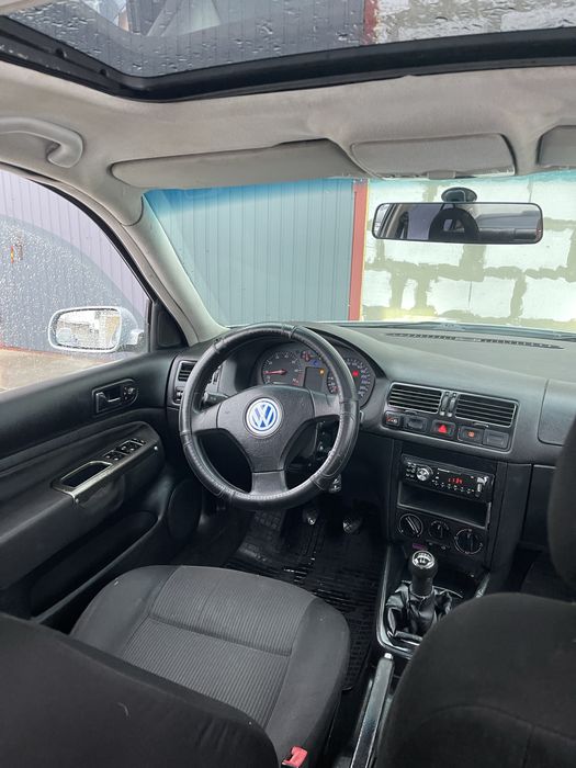 VW BORA 1.6 газ/бензин