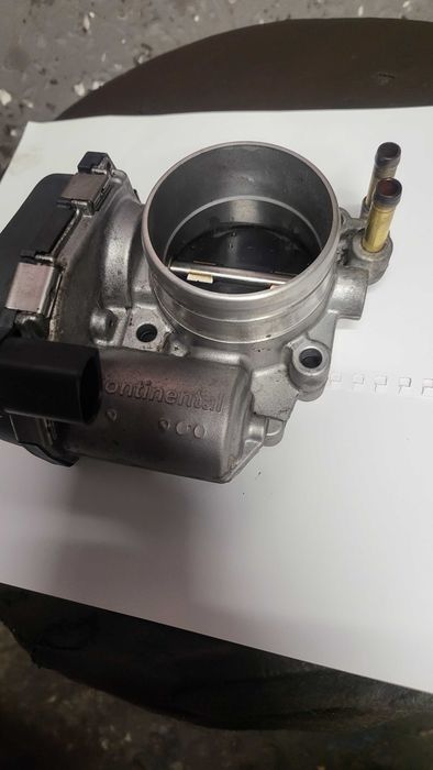 Дросельная заслонка 06G 133 062 M
