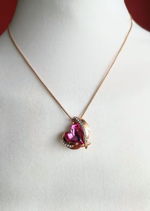 Naszyjnik z wisiorkiem