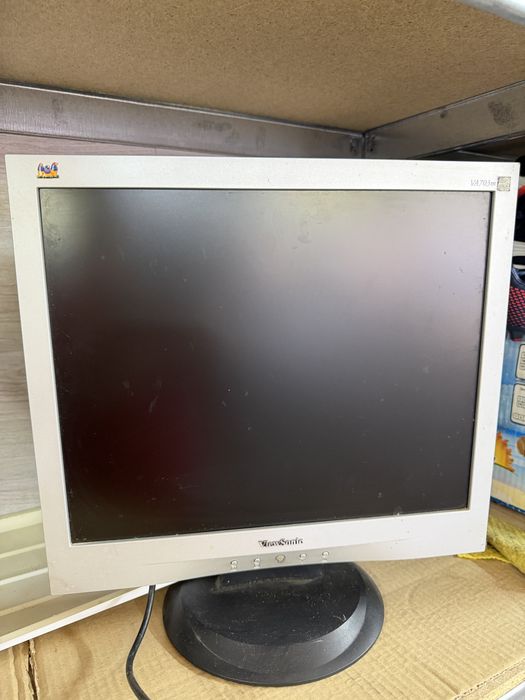 Монитор 17" CCFL TN, ViewSonic VA703M