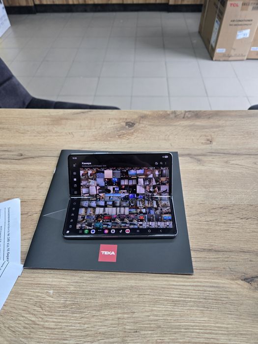 Продам Samsung Fold 5  12/256