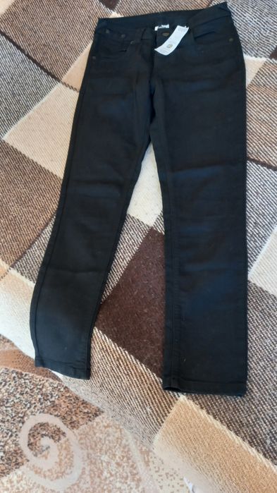 Джинсы женские продам