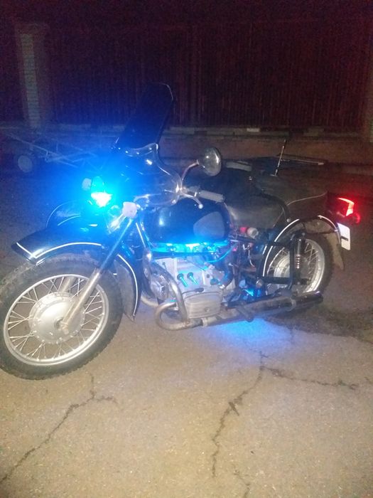 Мотоцикл Мт Днепр