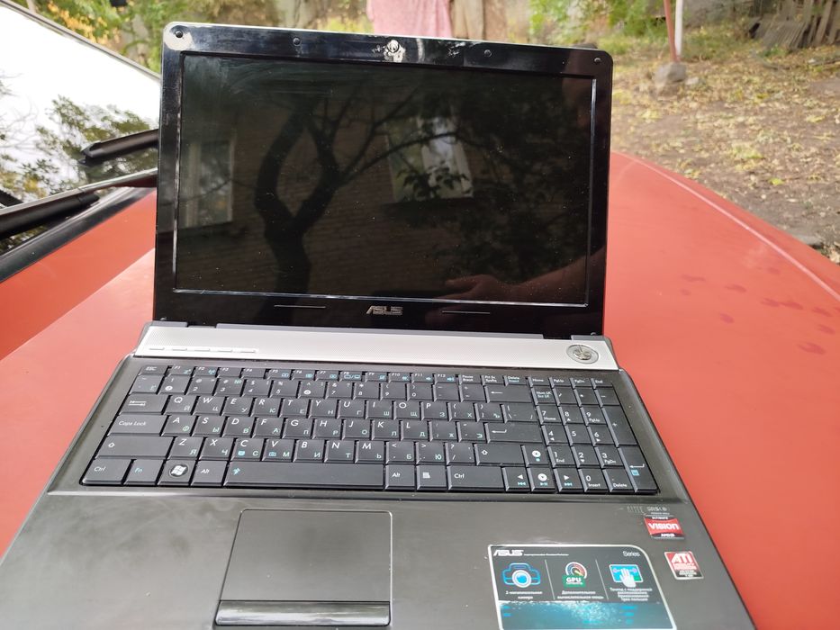 Ноутбук Asus  N52D