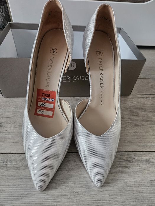 Szpilki Nowe Peter Kaiser rozmiar 39.5