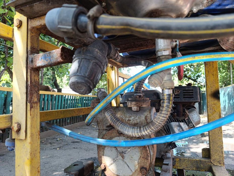 Саморобний оприскувач до міні-трактора