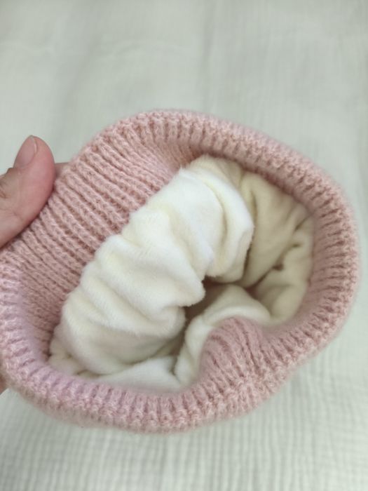 Нова утеплена шапка 0-2 роки