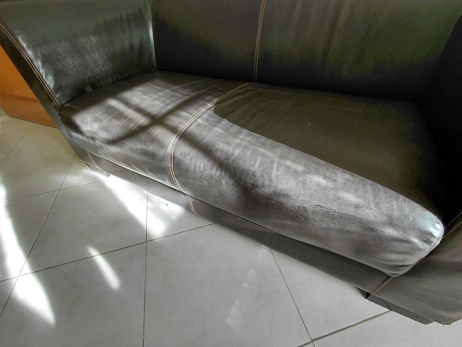 Sofa de dois lugares