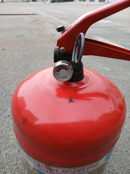 Продаю вогнегасники