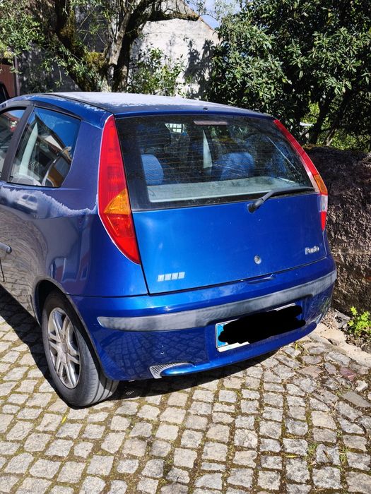 Punto 2001 excelente carrinho para o dia a dia.