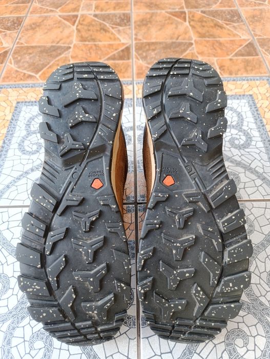 Queshua 44р. чоловічі трекінгові черевики waterproof.