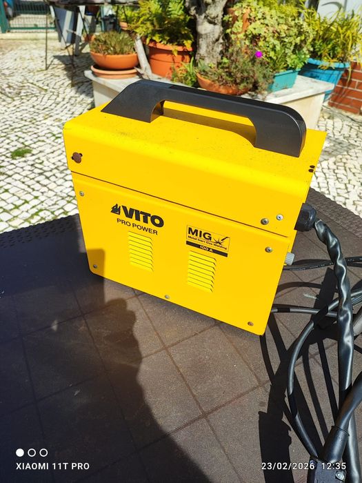 Máquina de soldar a fio Vito