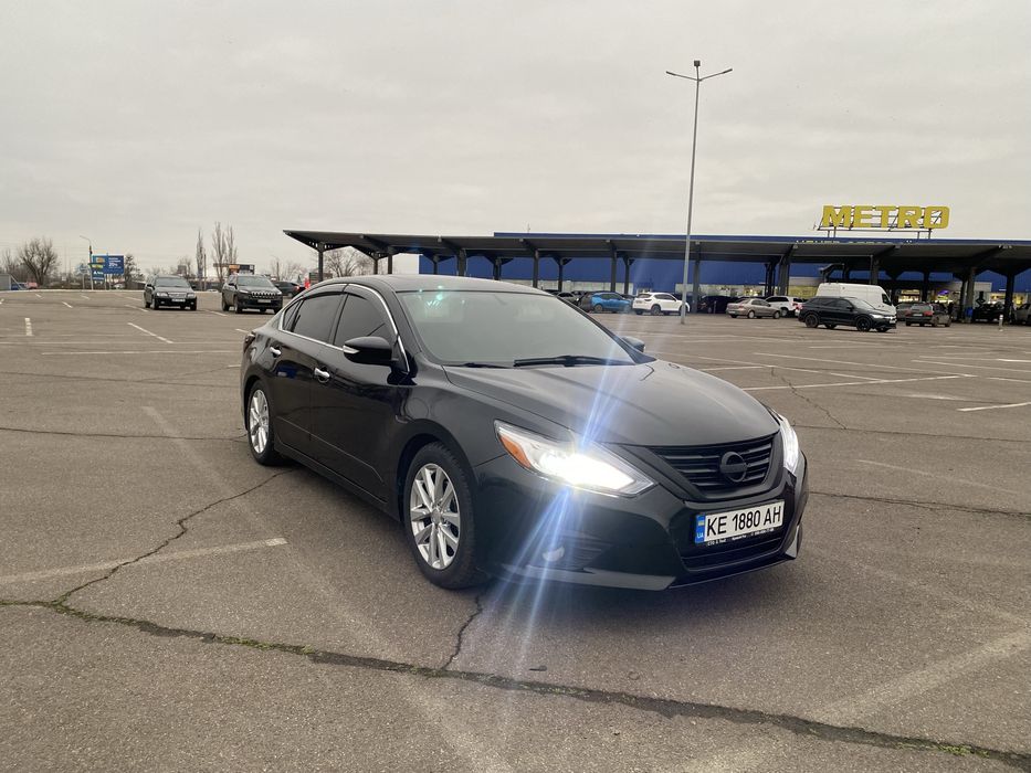 Nissan Altima 2016 автомат! Переоформление.