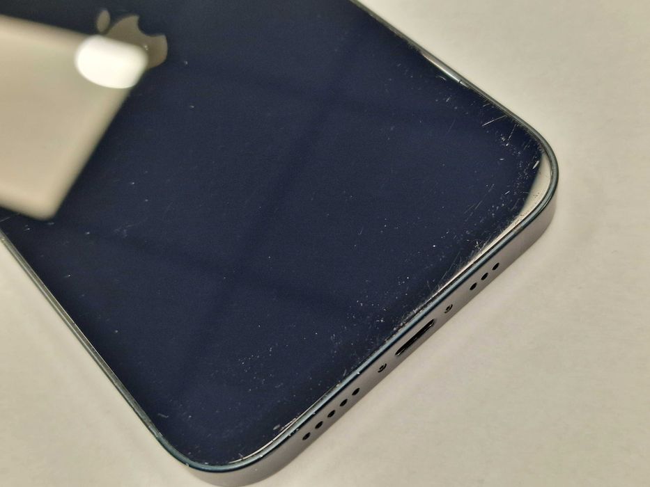 Iphone 13 128GB/ Midnight/ 85%/ Grade C/ Gwarancja + ładowarka