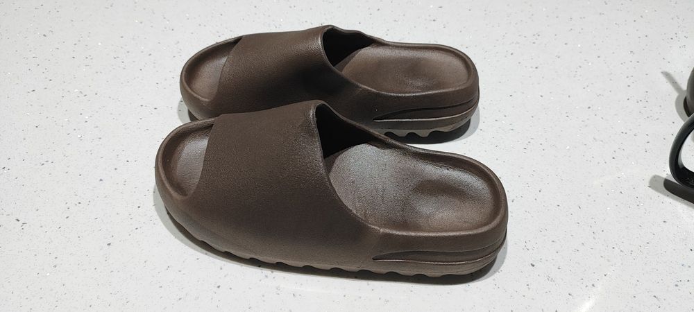 Hit klapki slippers czekolada brąz r. 39 plaża basen