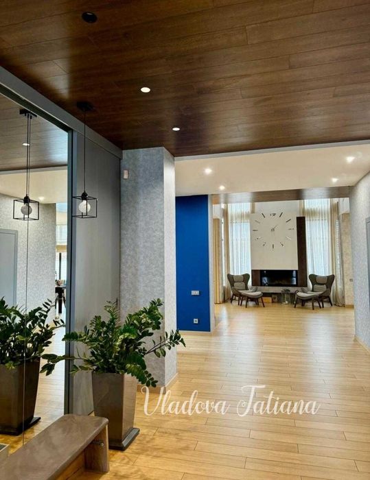 0% комиссии! Продажа шикарного ДОМА в Совиньоне, бассейн, цоколь