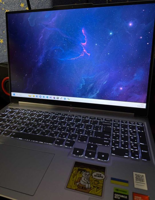 Ноутбук Lenovo Legion Slim 5 / RTX 4060 140W / Ryzen 5 7640HS / 16GB DDR5