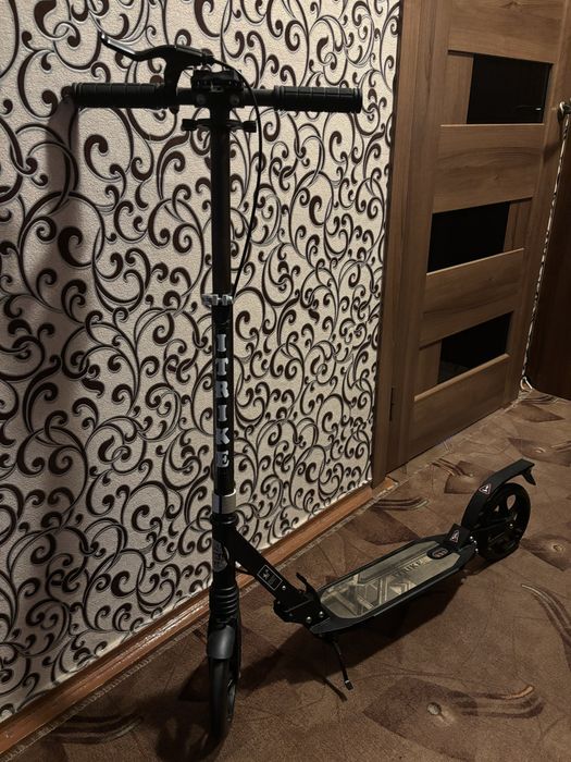 самокат trike.