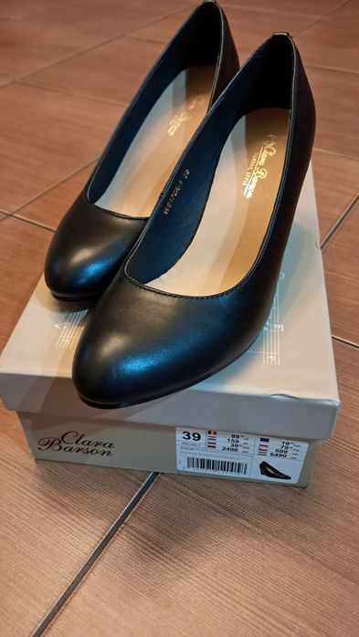 Buty Clara Barson  39 nowe