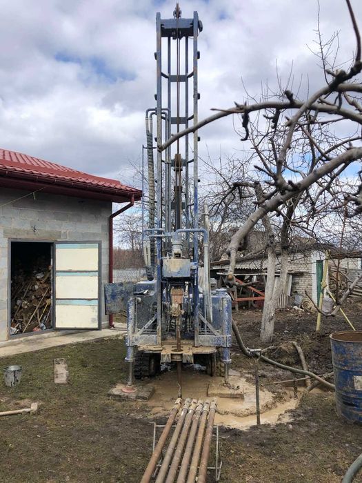 Буріння свердловин. Бурение скважин. на воду під ключ Медвин