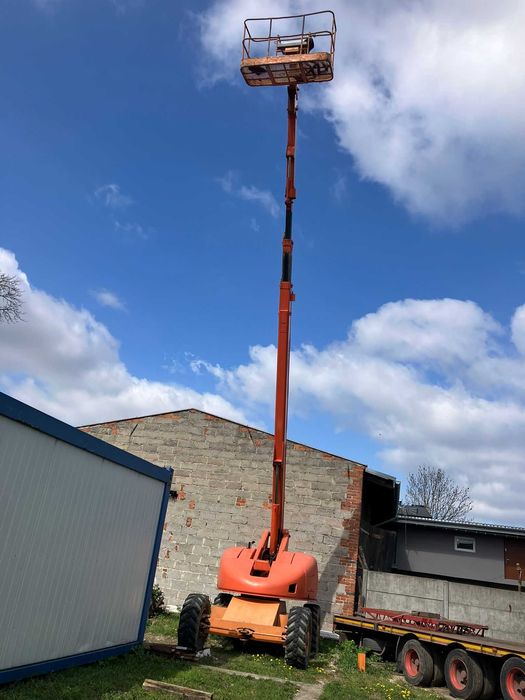 Podnośnik teleskopowy Haulotte H23TPX