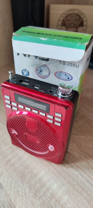 Продам fm-приймач с функцією гучномовця
