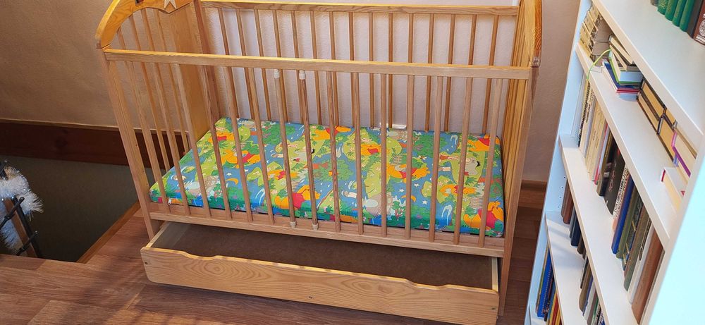 Ліжко дитяче з шухлядою та матрацом