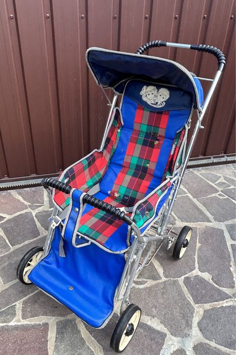 Коляска Мальвіна