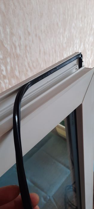 Уплотнитель для окон 80-140  и дверей  ПВХ