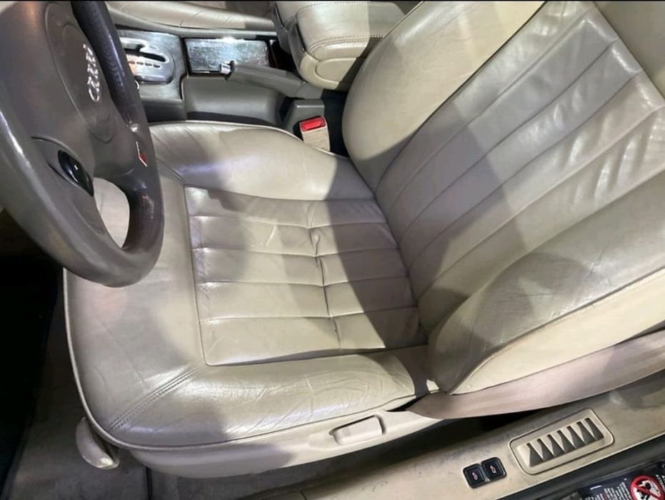 Audi A8 4.2 V8 quattro (310cv)  matrícula espanhola