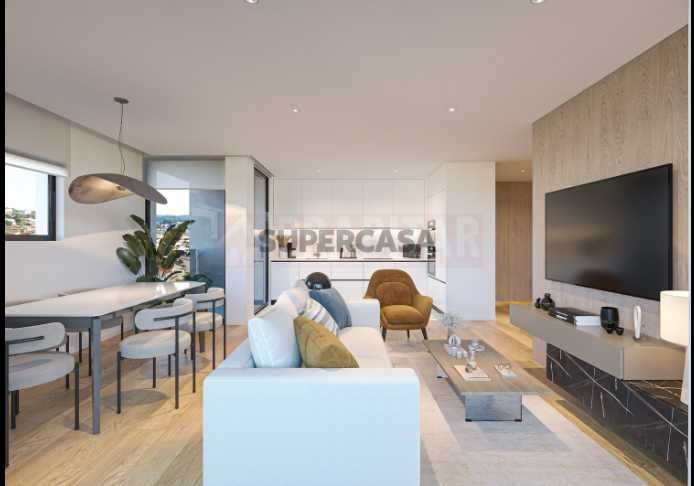 Apartamento T3 à arrenda e venda em Santo António dos Olivais