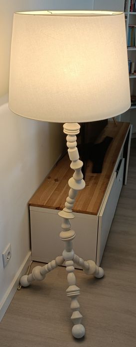 Candeeiro de pé IKEA