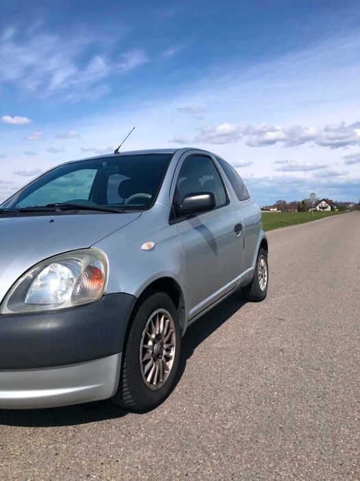 toyota YARIS 2003 sprawna