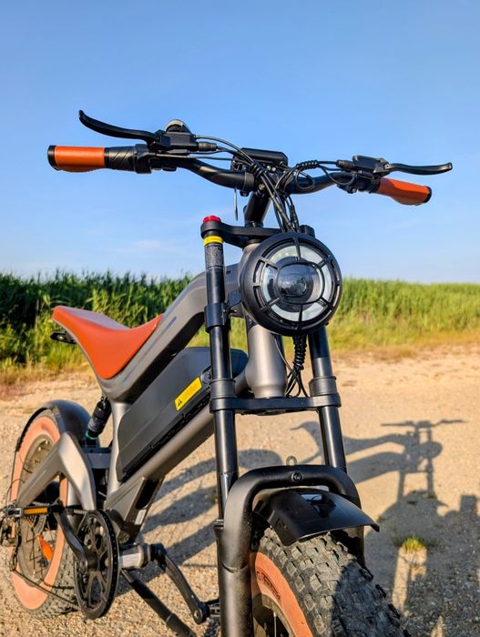 Bicicleta Elétrica estilo Moto DYU M20 - Nova (só 15KM de uso)
