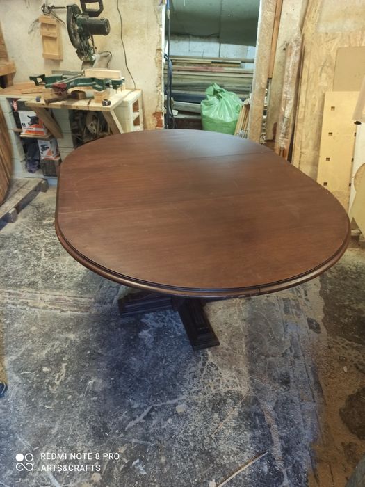 Mesa de refeições extensível