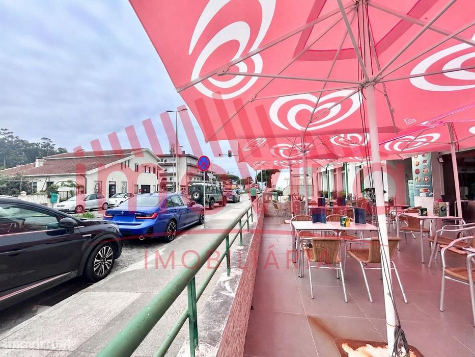 Em Exclusivo - Trespasse de Café Snack-Bar 'O Mundo' - Árvore