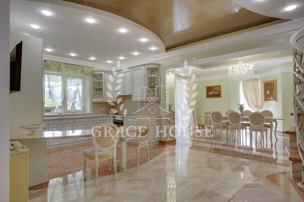 Продажа дома у воды Конча-Заспа Козин 30 соток Золотые Ворота