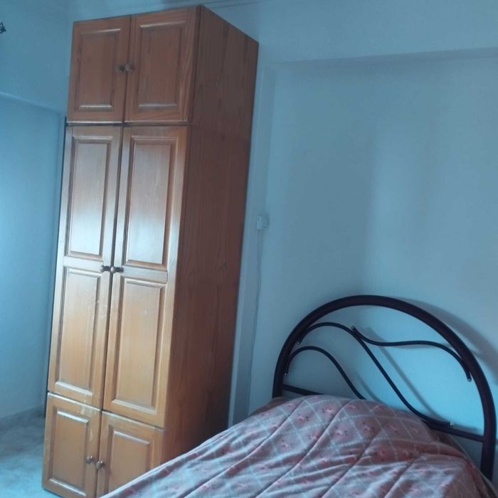 Arrendo quarto compartilhado