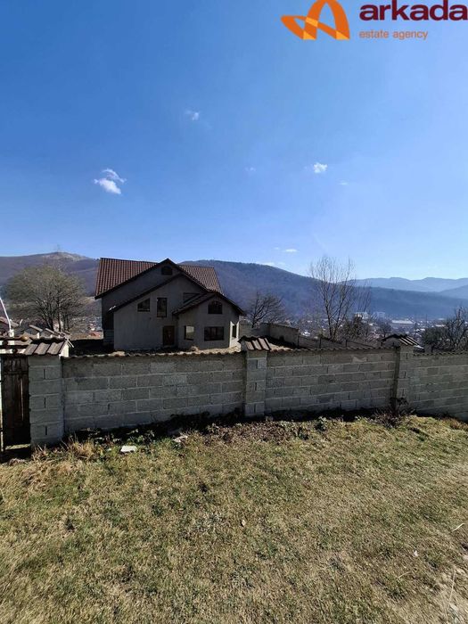 Продам будинок з панорамним видом на гори в Яремче!!! 1м2=414$