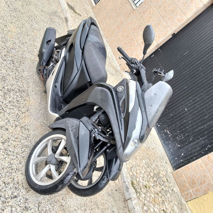 Yamanha Tricity 125 automática