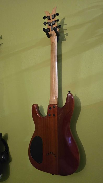 Gitara elektryczna DEAN VENDETTA 1.0